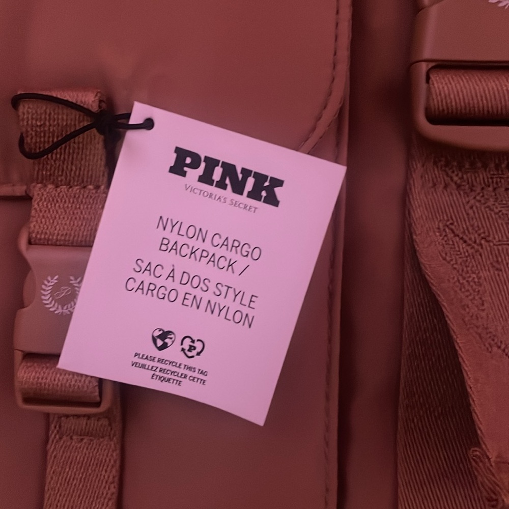 Pink camel backpack. - Picture 4 of 7
